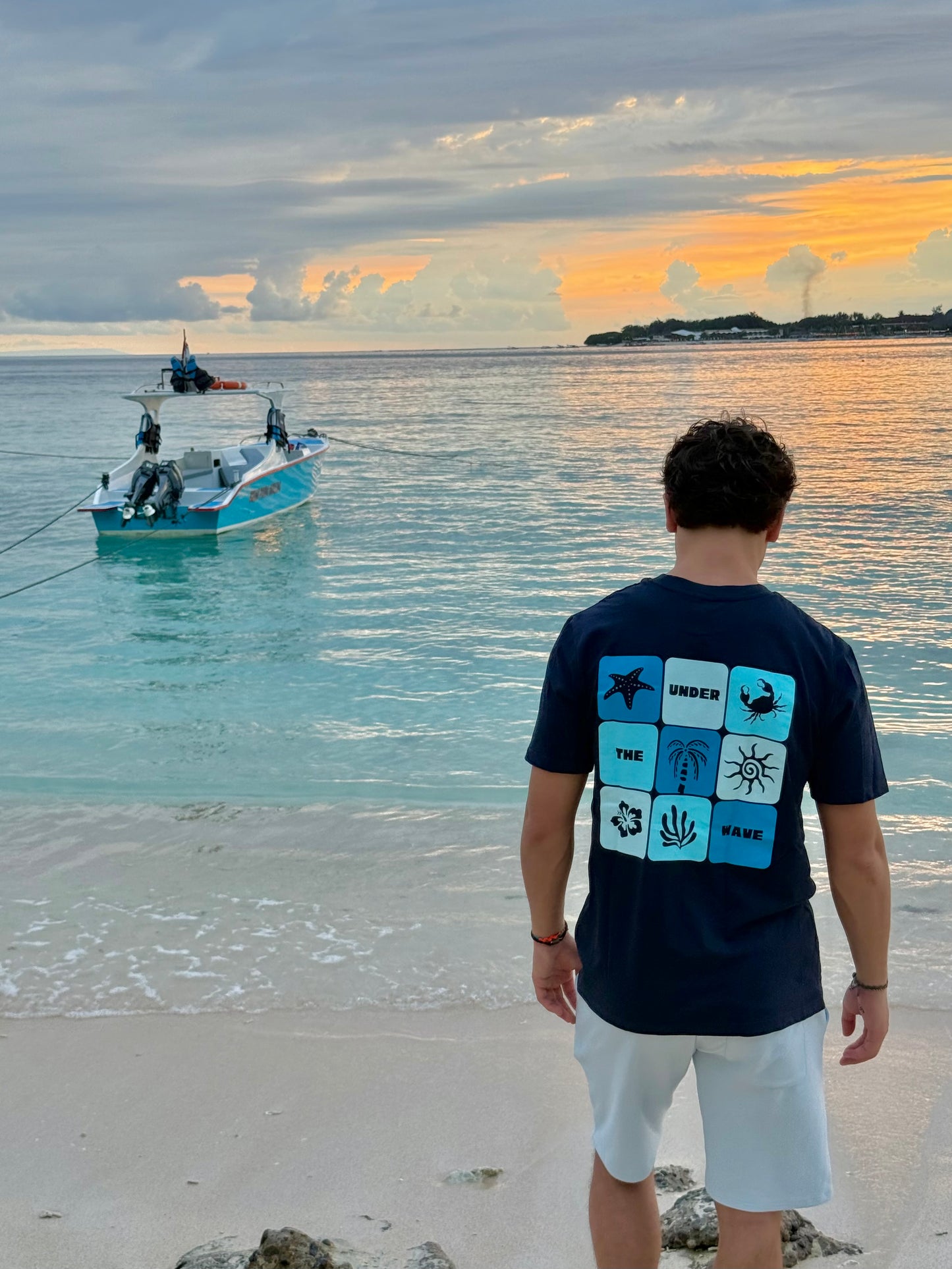 T-SHIRT LAGOON
